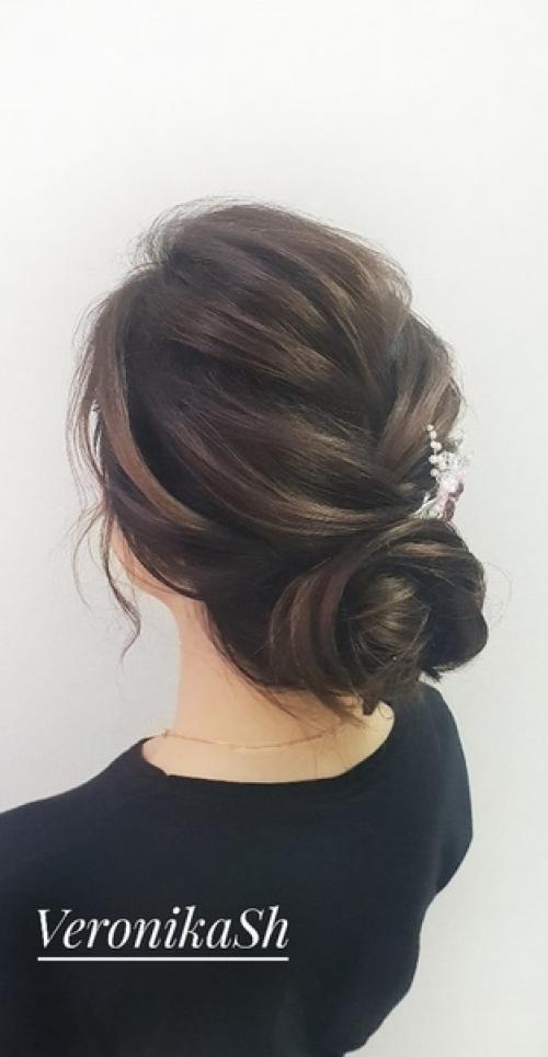 Очень важно, чтобы прическа была красивой на фото не только сзади, но и спереди. 08