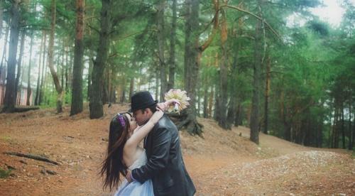 Давайте знакомиться меня зовут. Давайте знакомиться. Всем привет, меня зовут Ася, и я живу в жопе мира.