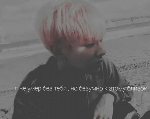 Кихён.  Прыгает, пытается достать банку кофе с полки, он не дотягивается. 04