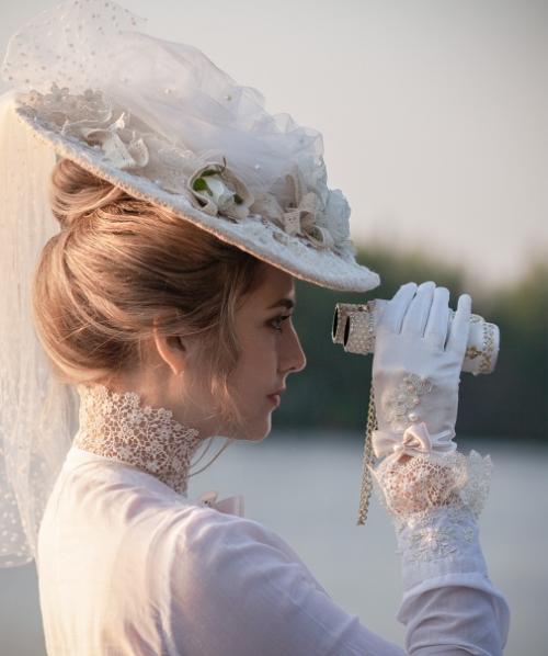 Вы не представляете, как, оказывается, здорово встать на рассвете и отправиться на прогулку в парк, к реке, или просто по городу! 09