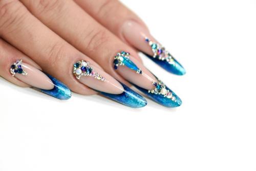 Стрижка - лесенка, гофре, стразы в зубах и другие главные бьюти - тренды нулевых. 05 Стрижка - лесенка, гофре, стразы в зубах и другие главные бьюти - тренды нулевых. 05