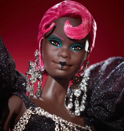 Барби Свидание с Судьбой (A Date With Destiny) - эксклюзивы для национальной конвенции коллекционеров Барби 2022 от карлайла нуэра. 01 Барби Свидание с Судьбой (A Date With Destiny) - эксклюзивы для национальной конвенции коллекционеров Барби 2022 от карлайла нуэра. 01