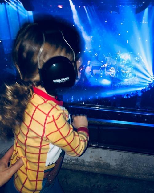 Джастина тимберлейка раскритиковали из-за девичьей прически сына. 03