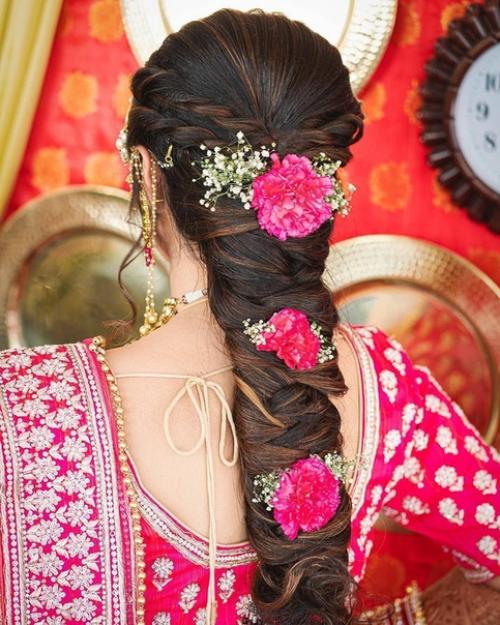 Прически на индийскую свадьбу для невесты. 04