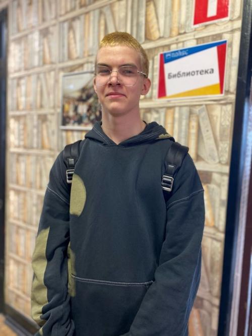 Московский климат плохо влияет на прическу. 06 Московский климат плохо влияет на прическу. 06