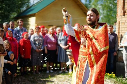 Недавно сказал жене, что у меня прически меняются чаще, чем у всех других членов семьи вместе взятых. 06