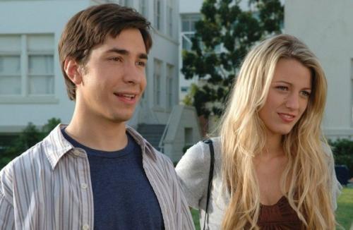 Нас приняли!  (2006) жанр: комедия. 01