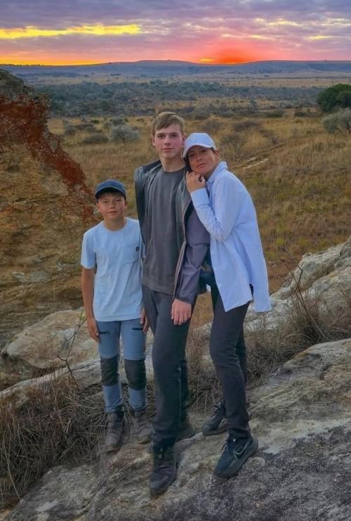 Юлия Барановская фотоотчетом из семейного путешествия делится. 01