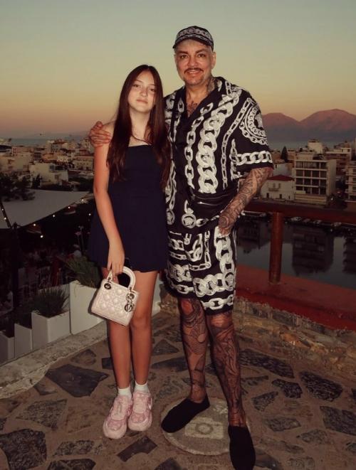 Греческие каникулы филиппа Киркорова с дочерью. 01