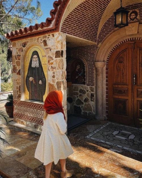 Именно мама должна вложить в душу дочери понятие об истинной женской красоте - духовной. 01 Именно мама должна вложить в душу дочери понятие об истинной женской красоте - духовной. 01