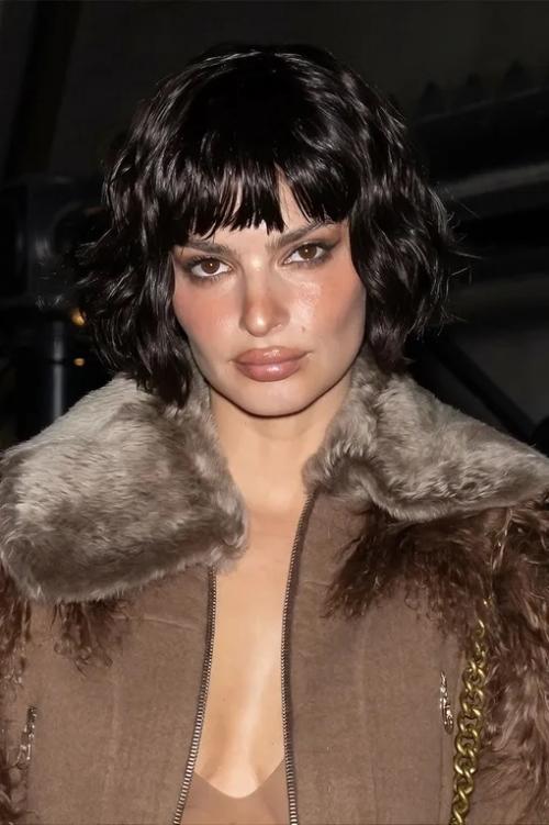 Итальянский боб в тренде: 9 способов носить самое модное каре года. 06