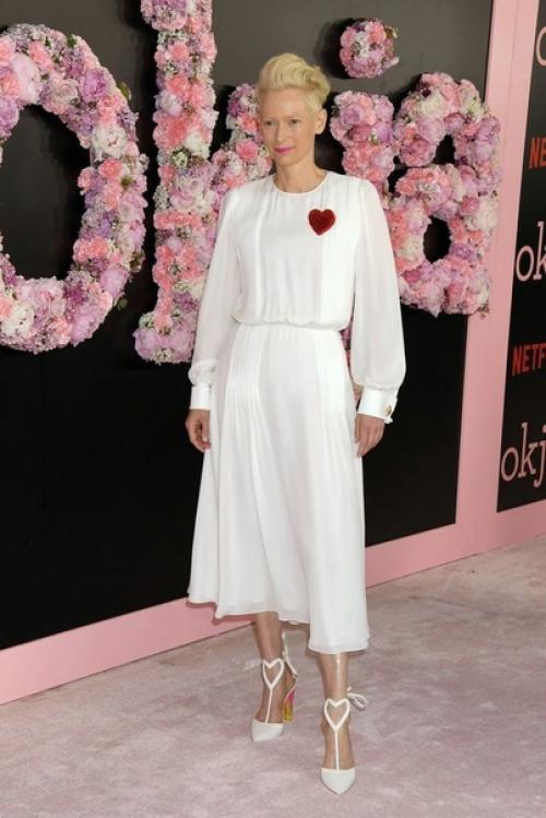 5 правил звездного стиля тильды суинтон. 04 5 правил звездного стиля тильды суинтон. 04