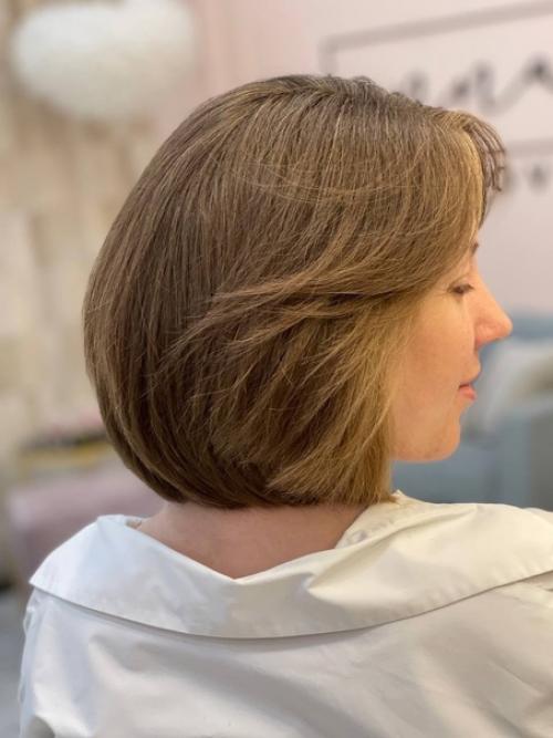 Ранее моя гостья носила очень короткую стрижку, которая подчеркивала ее смелый и немного дерзкий образ. 02