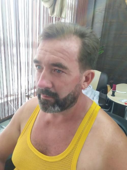 Вы когда-нибудь задумывались, почему женщины любят менять прически так часто? 01