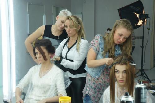 И снова мы спешим поделиться нашими успехами, сегодня закончился повышающий курс по прическам, преподаватель Татьяна Стратилатова vk. 05