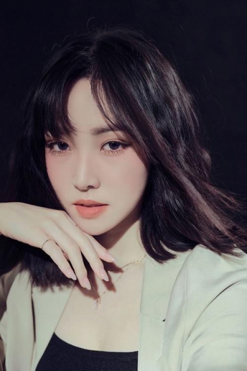 Theqoo фото профиля юджу из Gfriend от Konnect Entertainment. 04