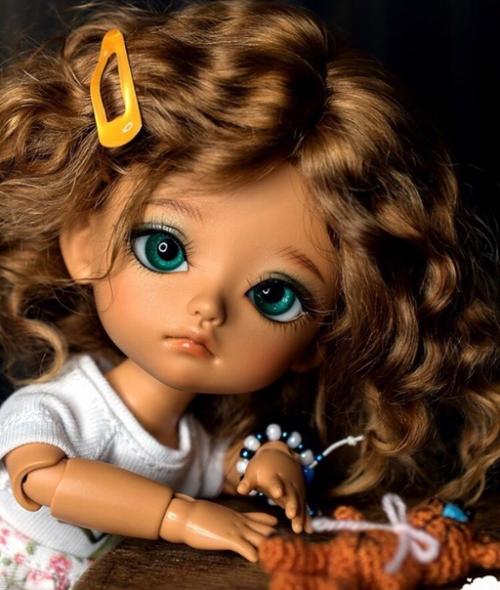 Она моя!  Джия! 01