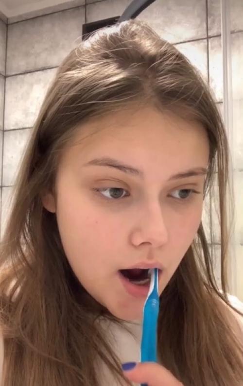 Тот случай, когда мельком увидела фото с причёской мечты и просто идёшь и делаешь это. 01