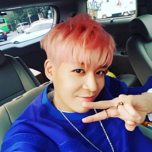 Розовые волосы кан сонхуна? 05 Розовые волосы кан сонхуна? 05