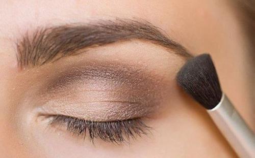 Уроки по макияжу. 04