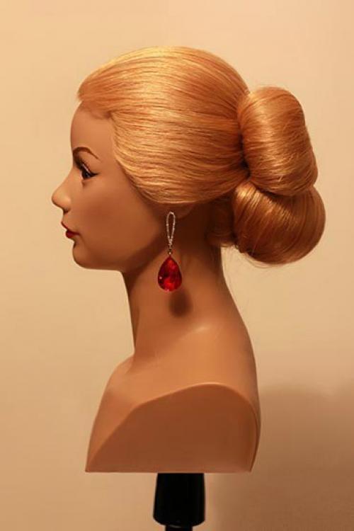 Урок шикарной вечерней прически с бантом. 09