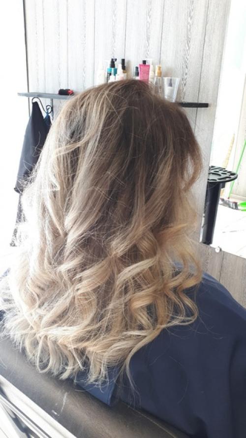 Волосы - это чудесный дар природы, украшающий человека и придающий ему индивидуальность. 03