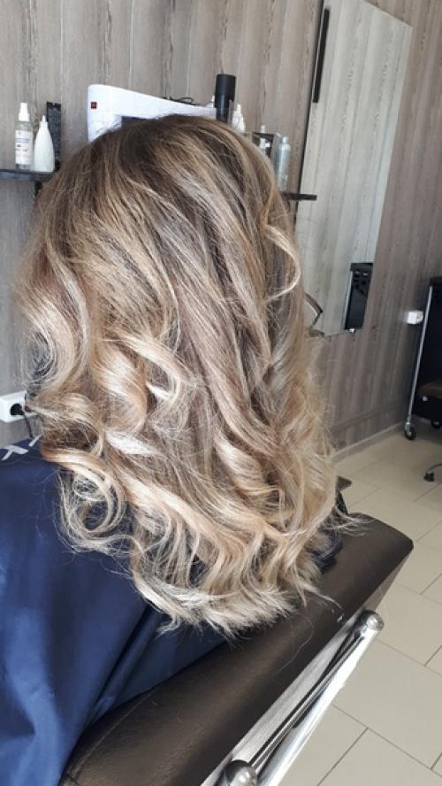 Волосы - это чудесный дар природы, украшающий человека и придающий ему индивидуальность. 01