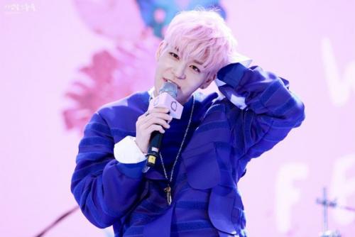 Розовые волосы кан сонхуна? 04 Розовые волосы кан сонхуна? 04