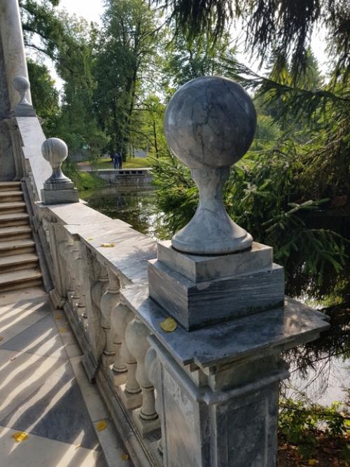 В хорошую погоду меня тянет к мраморному мосту. 02 В хорошую погоду меня тянет к мраморному мосту. 02