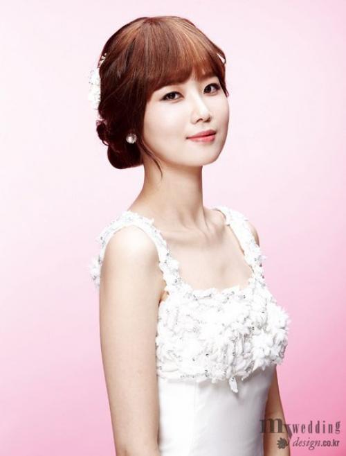 Lovelyonniclub_Hair.  Сегодня я немного расскажу вам о стиле ретро и романтическом стиле в свадебных прическах. 03