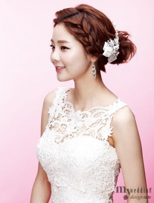 Lovelyonniclub_Hair.  Сегодня я немного расскажу вам о стиле ретро и романтическом стиле в свадебных прическах. 07