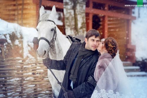 Внимание!  Мы ищем пару с свадебными костюмами. 02