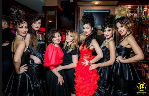 30 сентября 2015 года, мы отпразновали 15-ти летнюю годовщину творчества, замечательной девушки, мастера международного класса - Киры гончарь. 01