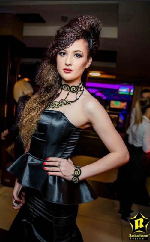 30 сентября 2015 года, мы отпразновали 15-ти летнюю годовщину творчества, замечательной девушки, мастера международного класса - Киры гончарь. 02