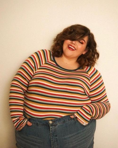 Мой муж назвал её пампушкой Джессика келли всем своим видом доказывает, что красивыми могут быть не только худышки. 03