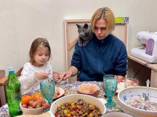 У бабушки - внучка, у лёвы - кошка, у лёни … плоскогубцы! 01 У бабушки - внучка, у лёвы - кошка, у лёни … плоскогубцы! 01