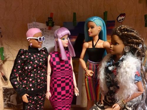 Ещё одна порция зловещих экспериментов над куклами. 05