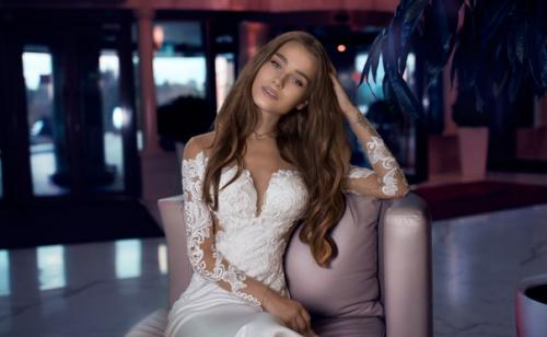 Фотосессия с автомобилем около одного из самого красивого отеля Минска практически бесплатно? 04