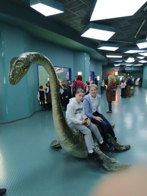 Живые.  Человечные.  Наш третий день в столице был нацелен на общение с самыми разными зверями. 07