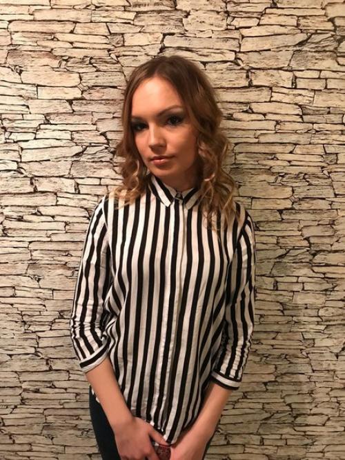 Здравствуйте, девочки?   Модельки на макияж и лёгкую причёску нужны? 01