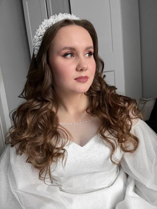 В следующем году я предпочитаю еще больше погрузиться в свадебную сферу. 01