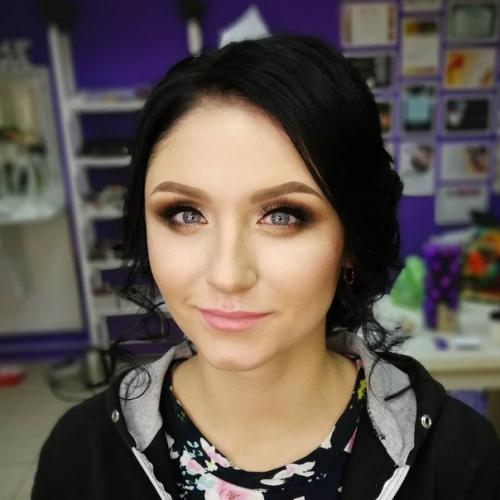 Что может быть для визажиста прекраснее в субботнее утро, чем макияж для красавицы - невесты. 01