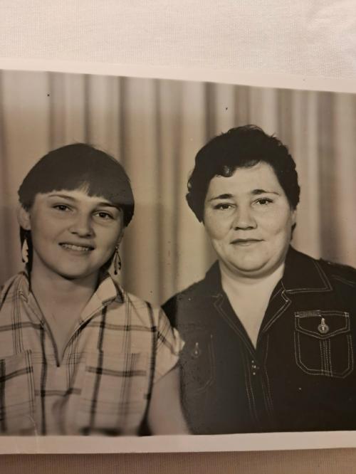 Всем добрый!  Мои дорогие родители. 02