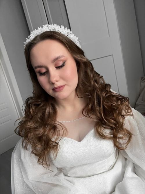 В следующем году я предпочитаю еще больше погрузиться в свадебную сферу. 02