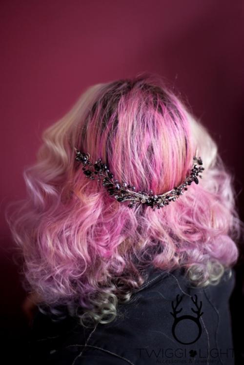 И мы завершаем фестиваль заколок) конечно, это не то чтобы прям заколка, думаю, формулировка Украшение для Волос будет более корректна. 01