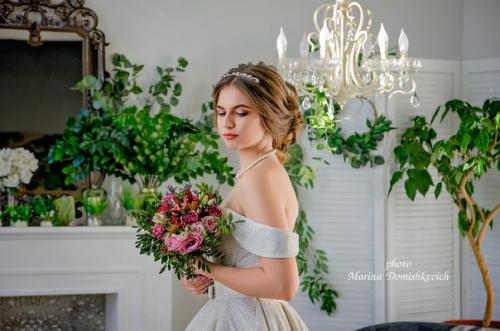 Утренний подъем.  Во сколько просыпаетесь по выходным? 03