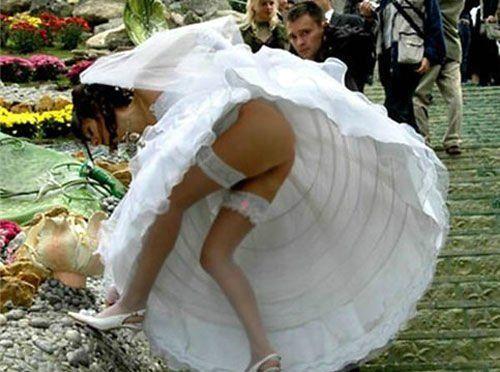 А бывают и такие свадебные фотографии. 02