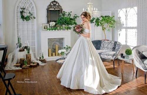 Утренний подъем.  Во сколько просыпаетесь по выходным? 04