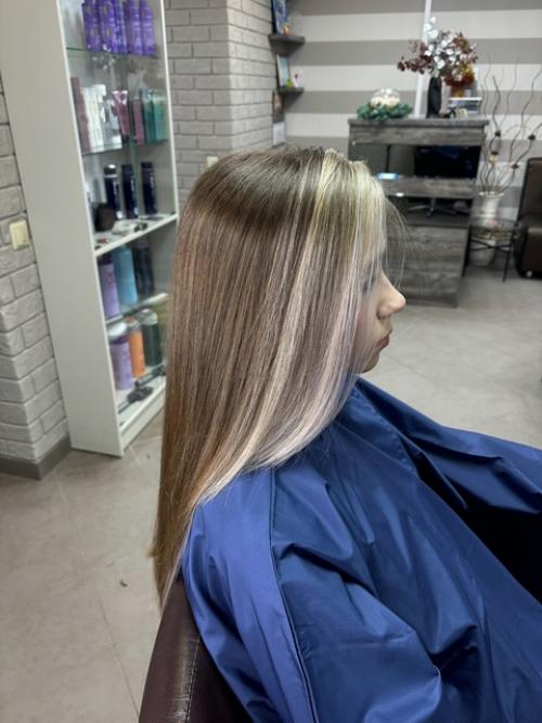 Контур у лица, выполнен Светланой Федотовой. 02