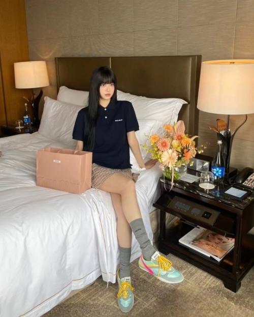 150225: новое обновление социальных сетей хон ынче сводит с ума. 08